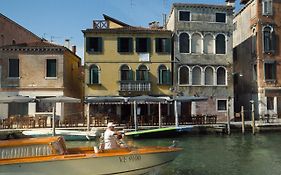 Casa Virginia Direct At The Canal Cannaregio With Own Roof Terrace